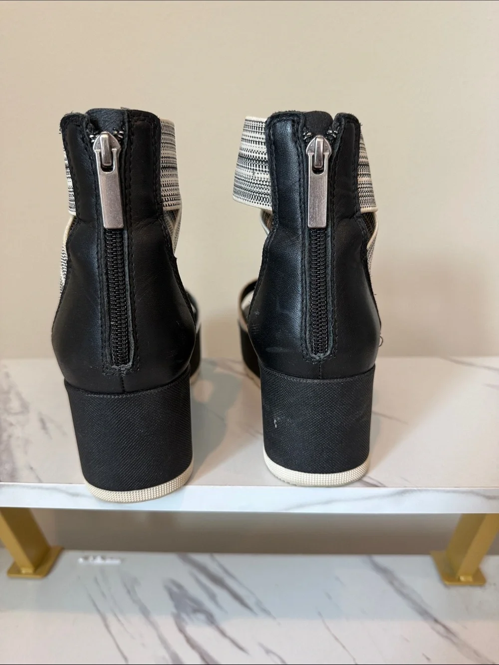 Sorel | Cameron Flatform Ankle Strap Sandal | Black & White | Size 7